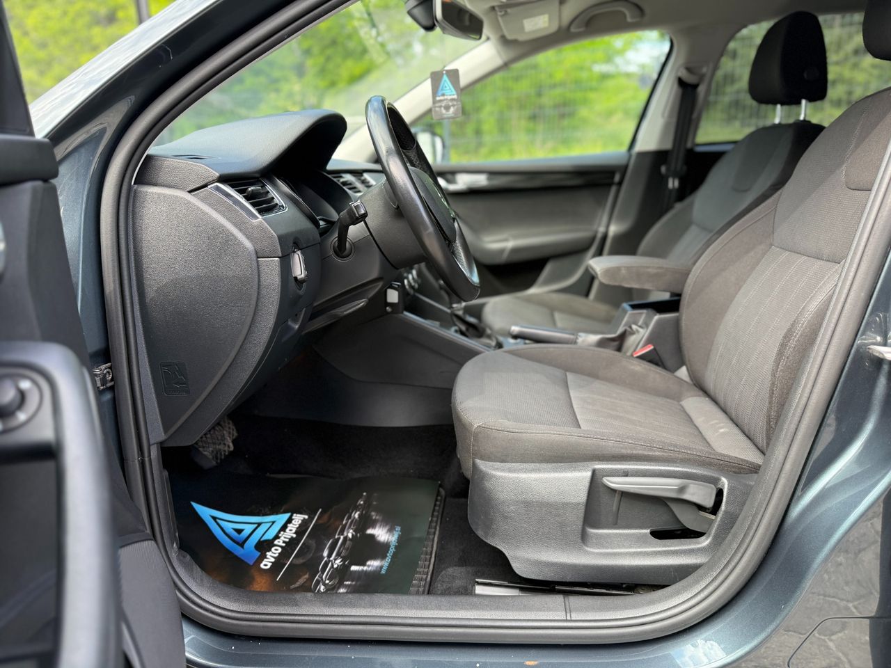 Zunanja slika - Škoda Octavia - 2.0 TDI 110KW Avt - 16