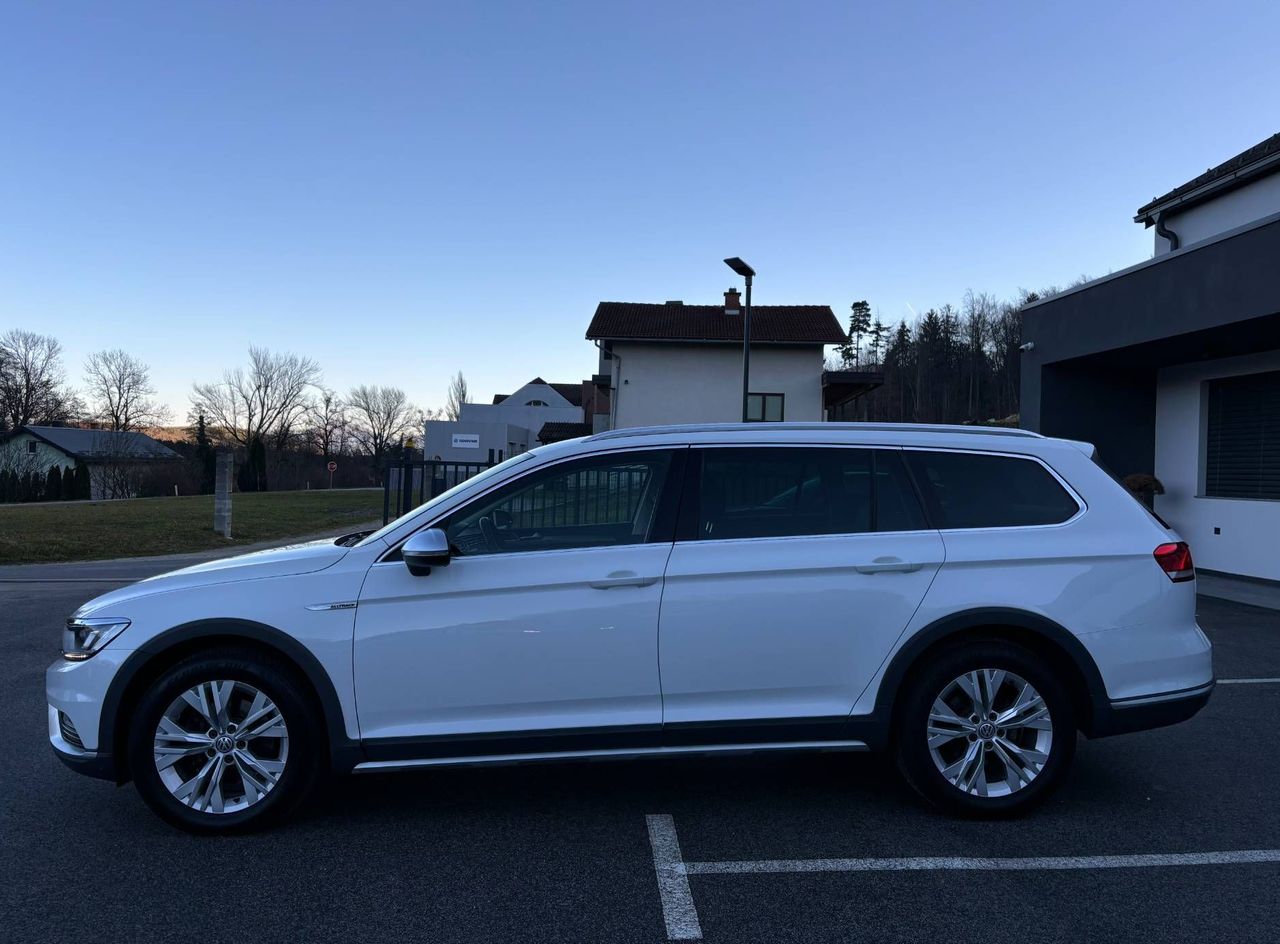 Zunanja slika - VW Passat - Alltrack 2.0 TDI DSG BMT 4MOTION Alltrack LED-NAVI-KAMERA. - 5