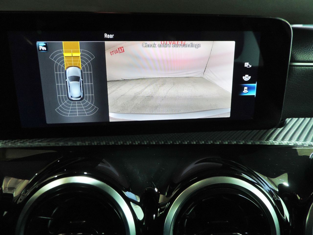 Zunanja slika - Mercedes-Benz A-Razred - A 200 d 8G-DCT LED-KAMERA-USNJE…. - 16