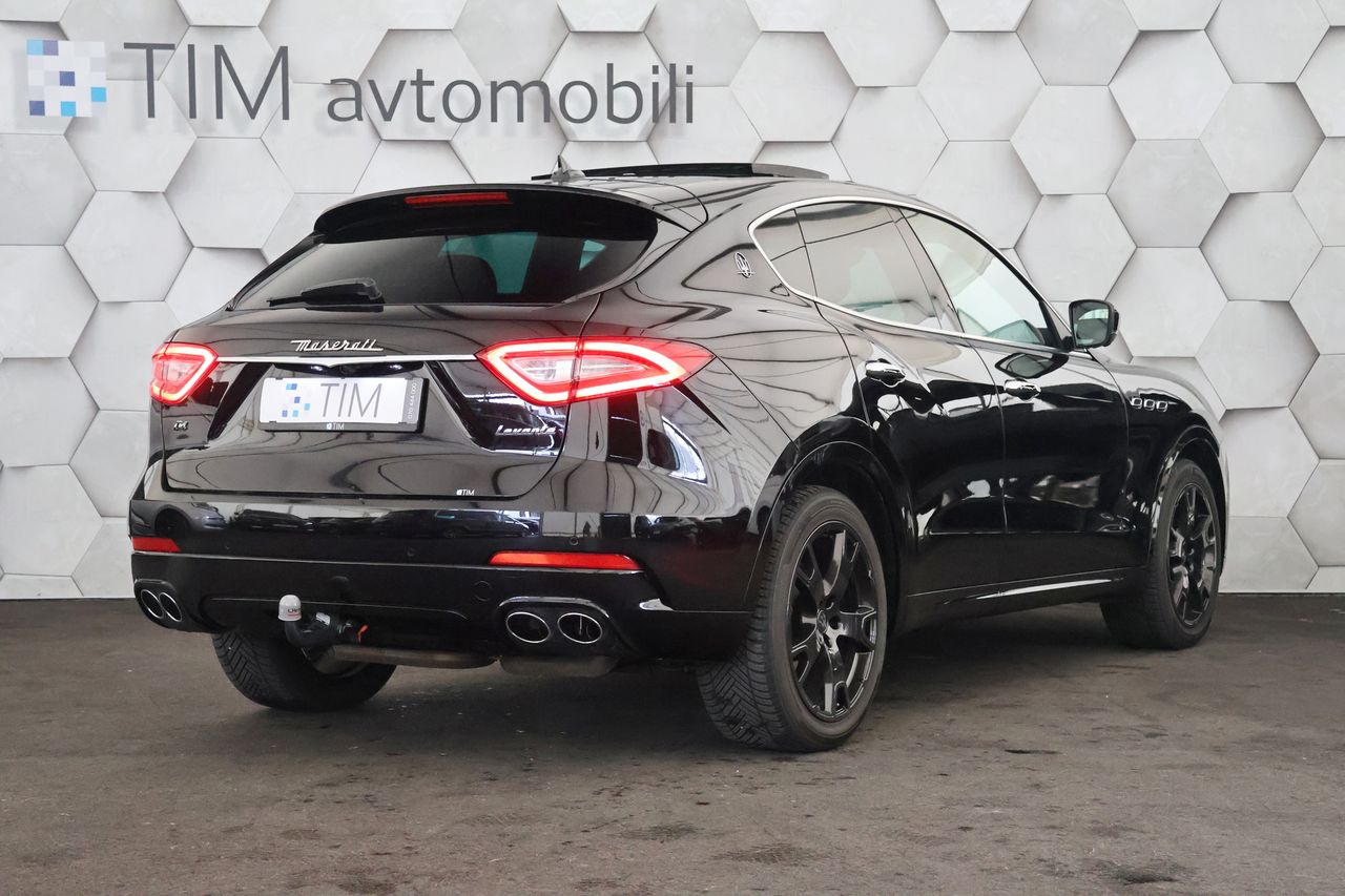 Zunanja slika - Maserati Levante - 3.0 V6 GDI AWD AT8 349KM - 3