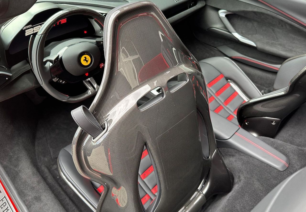 Zunanja slika - Ferrari 296 - GTS-SPYDER-830KM-CARBON-LIFT-AKRAPOVIČ - 8