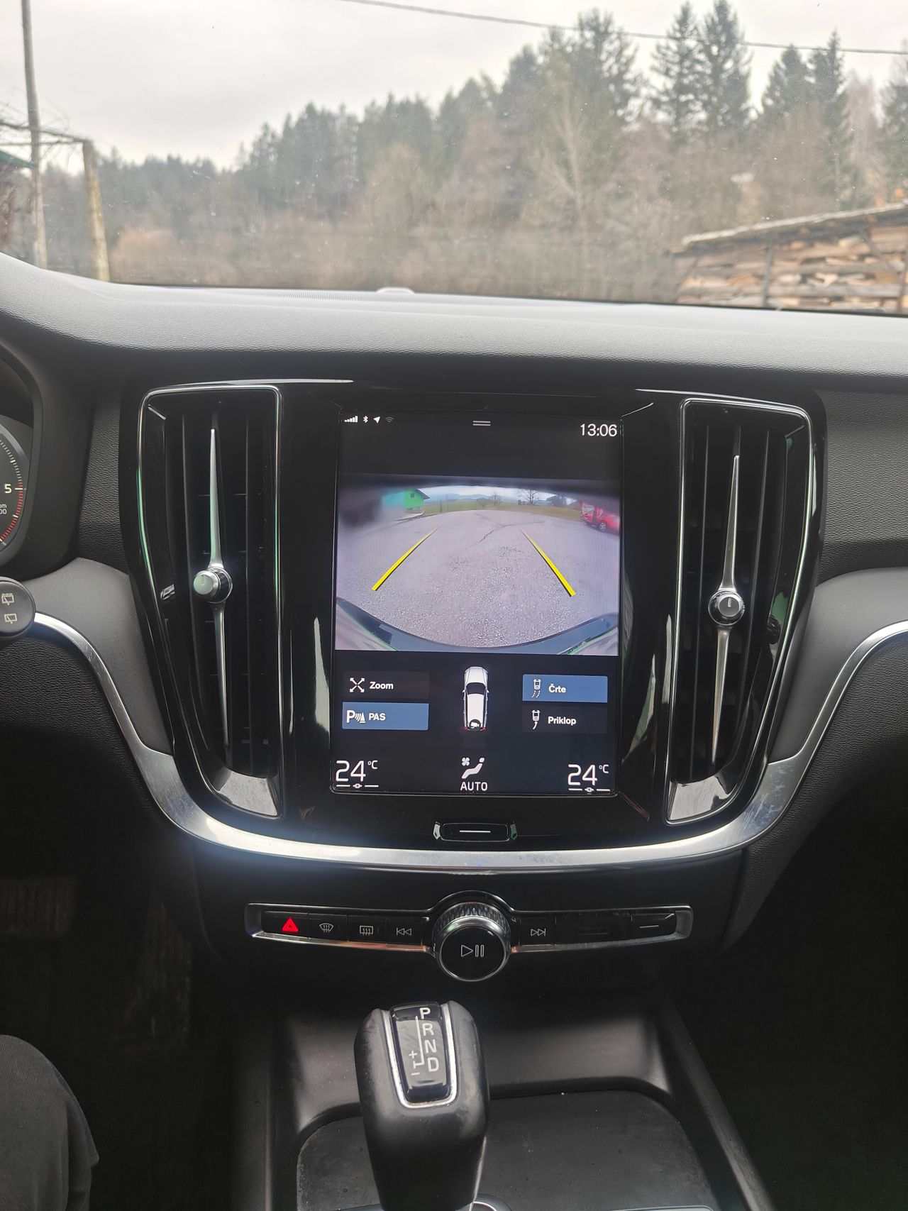 Notranja slika - Volvo V60 - D3 Momentum Avt. - 6