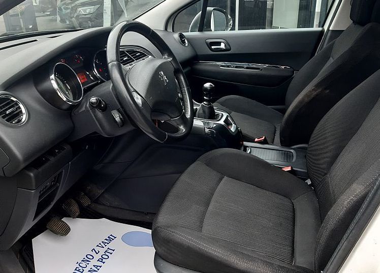 Zunanja slika - Peugeot 5008 - Confort Pack 1.6 HDi FAP - 7