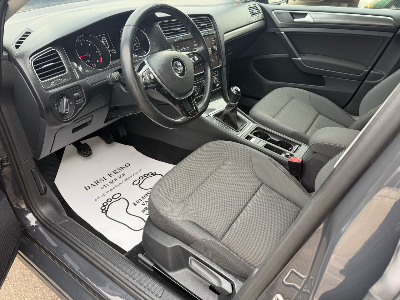 Zunanja slika - VW Golf - 1.6 TDI Comfortline 115PS SLOVENSKI PDC ALU16 - 11