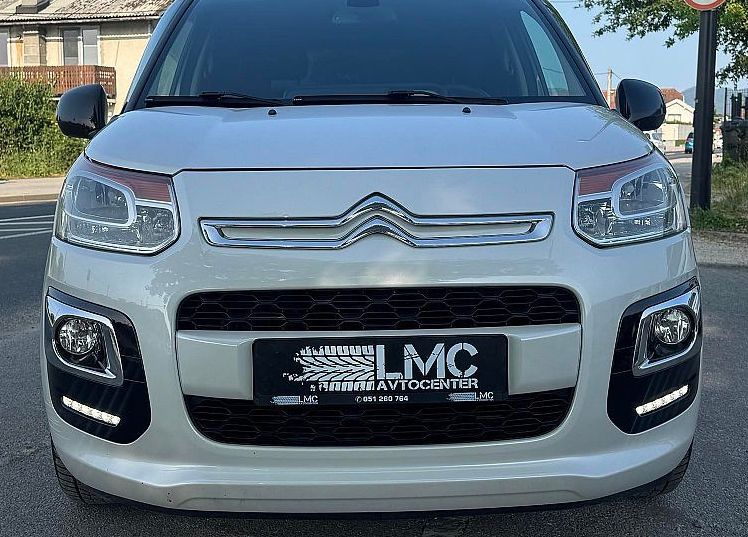 Zunanja slika - Citroën C3 Picasso - 1.2i 110ks °OPRAVLJEN VELIK SERVIS°  °1-UPORABNIK° - 2