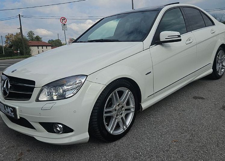 Zunanja slika - Mercedes-Benz C-Razred - C 320 CDI°4-MATIC° °AUT+F1° 224ks °STREŠNO OKNO° - 1