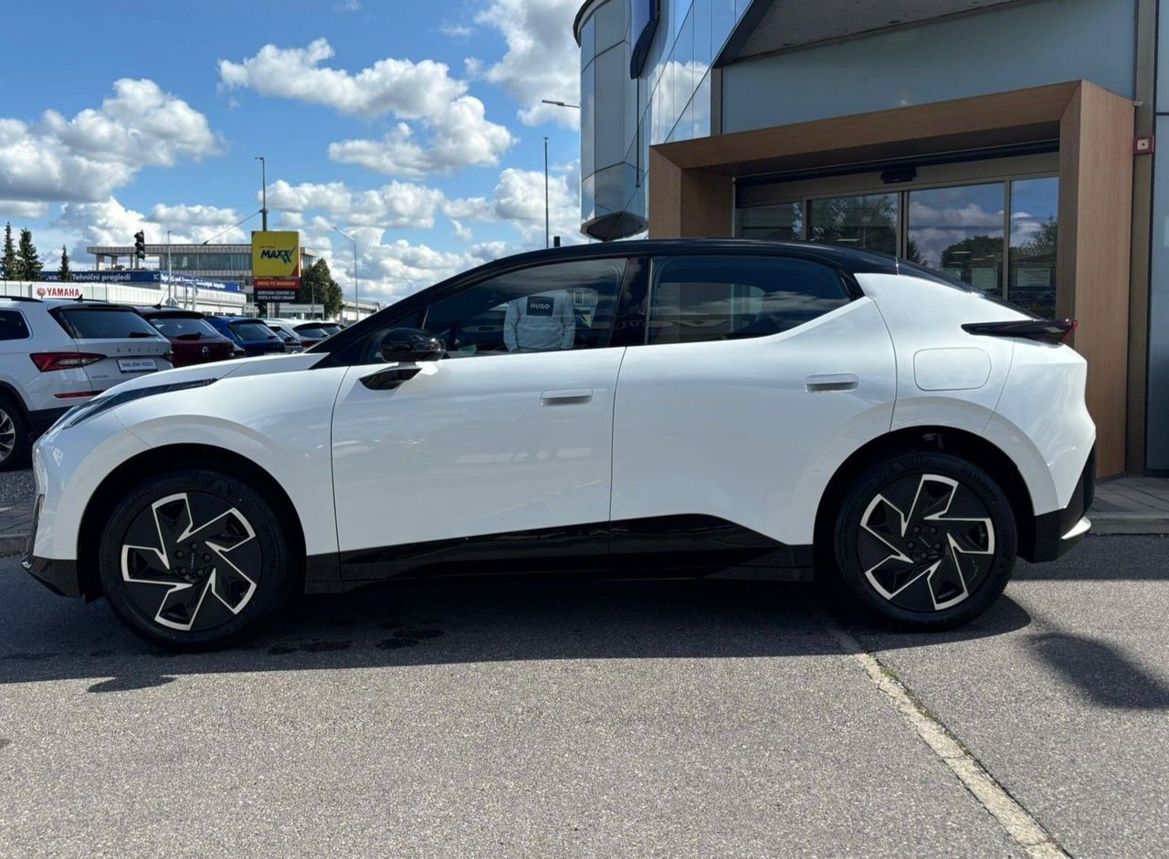 Zunanja slika - Lynk & Co 02 - CORE 66kWh - 3