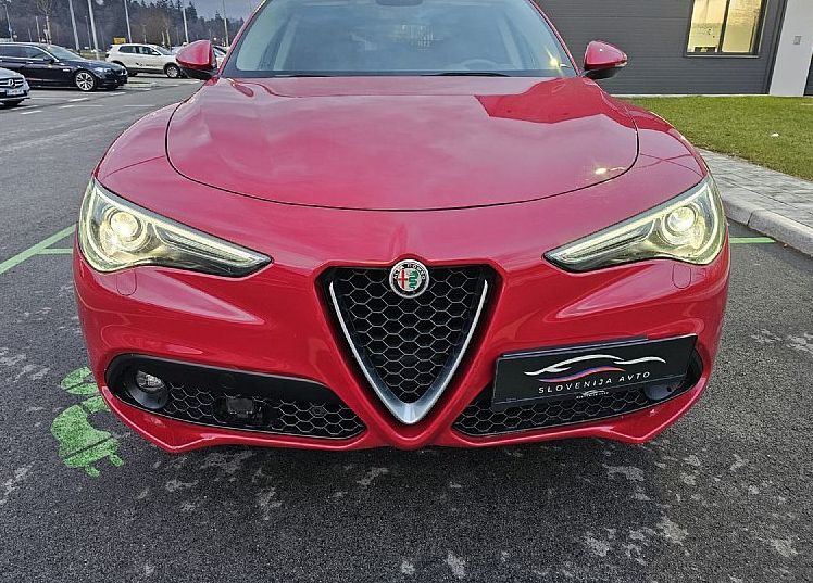 Zunanja slika - Alfa Romeo Stelvio - 2.2 Diesel 16v 210 AT8 Q4 Super - 2