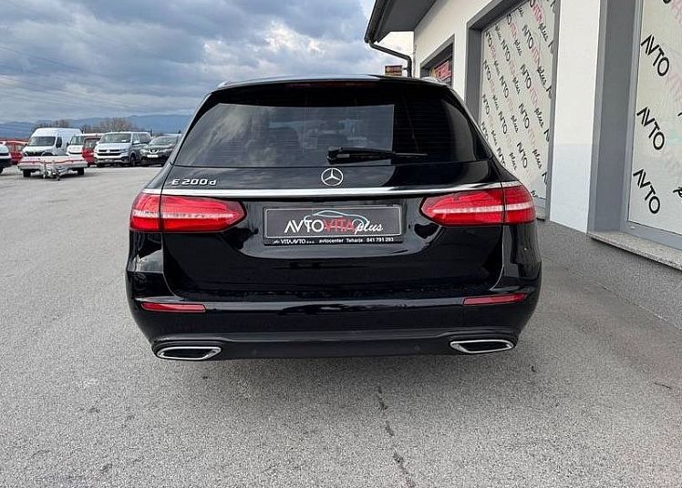 Zunanja slika - Mercedes-Benz E-Razred - E 200d Avantgarde Virtual Kamera Radar Modificiran - 6