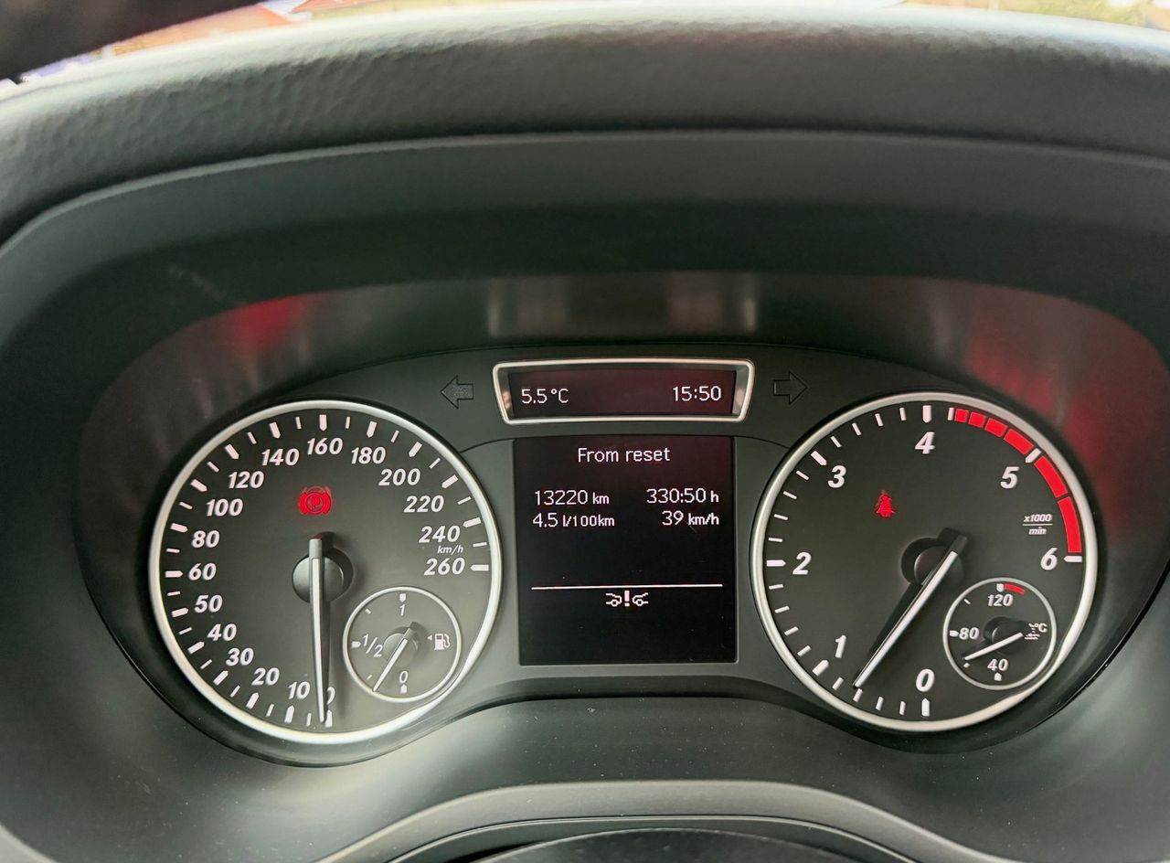 Zunanja slika - Mercedes-Benz B-Razred - B 200 CDI 2.LASTNICA KAMERA TEMPOMAT ALU 17 - 17