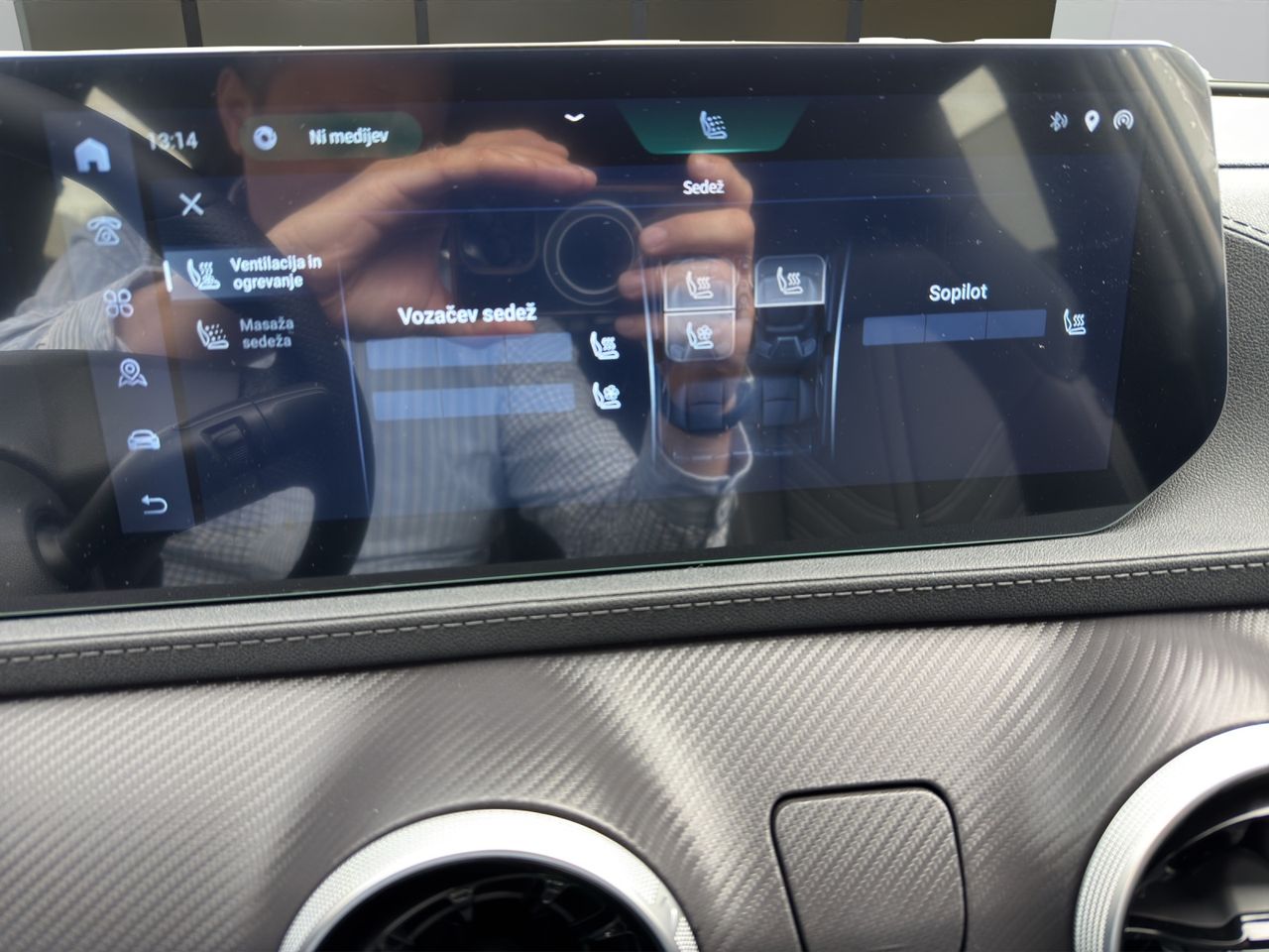 Zunanja slika - Forthing T5 Evo EV - FRIDAY 64.4kWh + PANORAMA + DAB + RADAR + BLISS + - 10