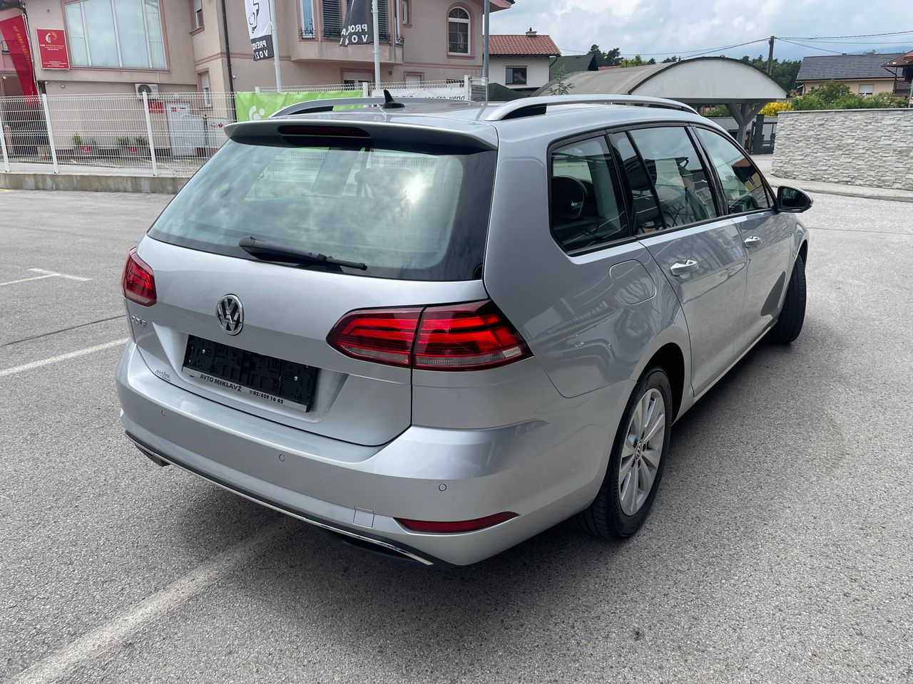 Zunanja slika - VW Golf - Variant 1,6 TDI BMT Comfortline DSG - 3