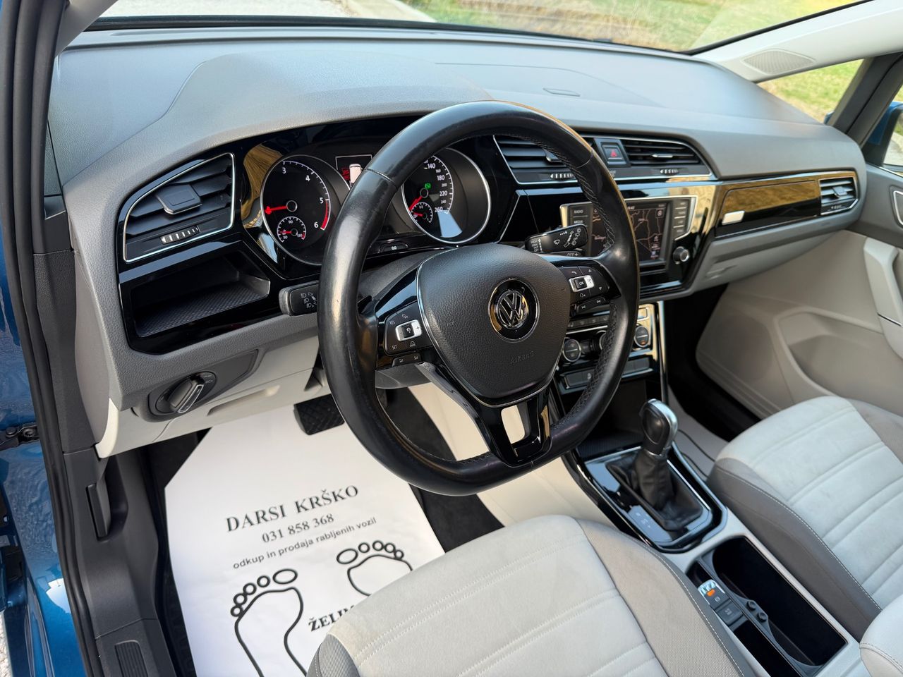 Zunanja slika - VW Touran - 2,0 TDI BMT Highline DSG - 14