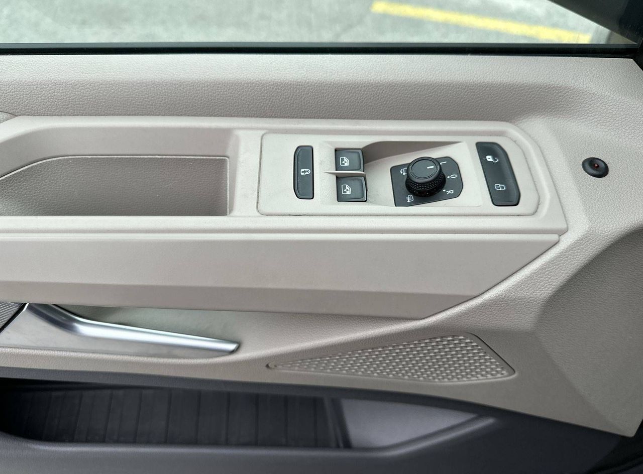 Zunanja slika - VW Multivan - 2.0 TSI AUT. 7 SEDEŽEV - 10