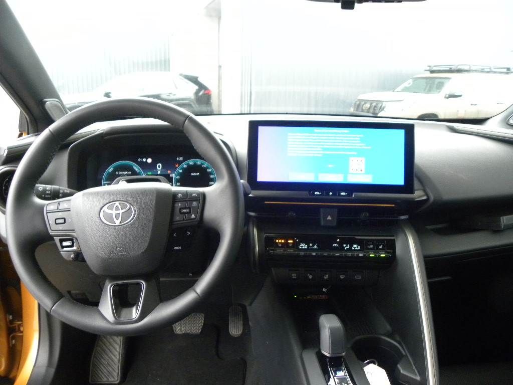 Zunanja slika - Toyota C HR PLUG-IN - Toyota C-HR 2.0 hibrid PHEV PREMIERE - 8