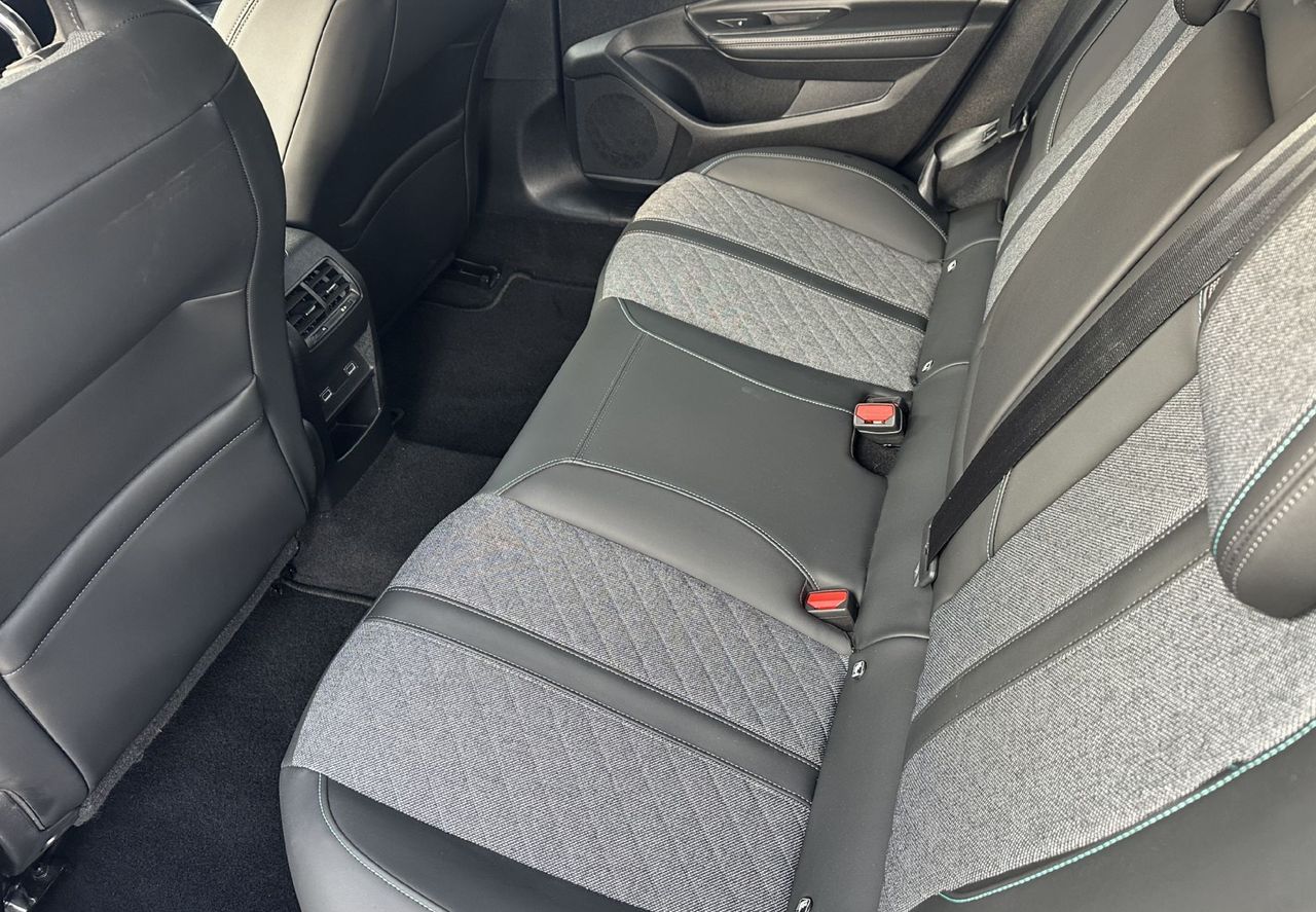 Zunanja slika - Peugeot 408 - 1.2 PureTech 96 KW.KAMERA.LED.USNJE.NAVI.2023 - 8