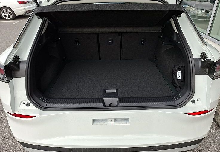 Zunanja slika - VW T-Roc - 1.5 eTSI Style DSG 110  150 - 10