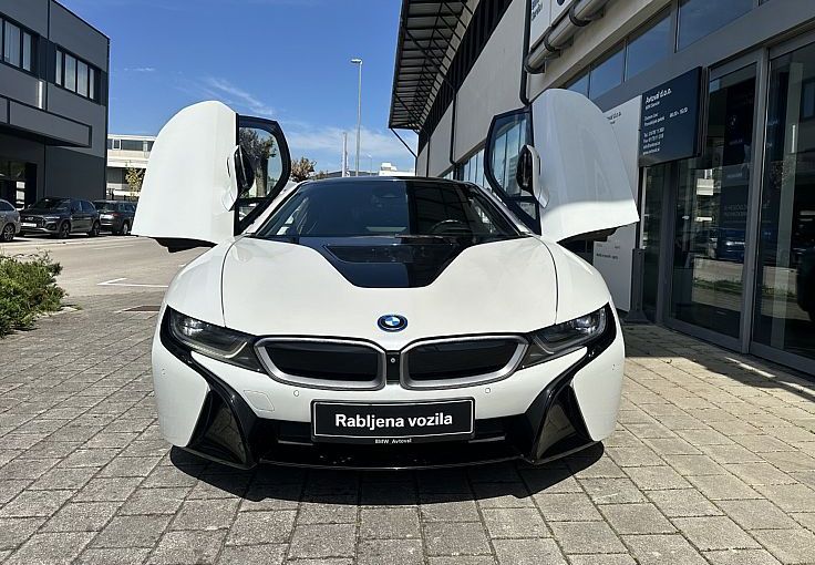 Zunanja slika - BMW i8 - Avt. I   HEAD UP - 7