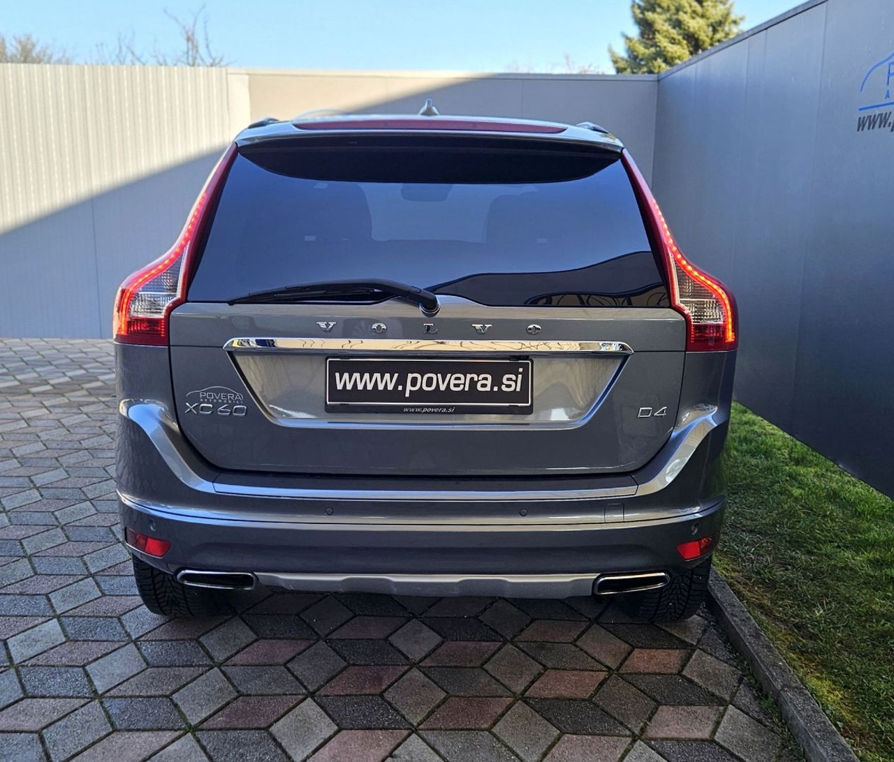 Zunanja slika - Volvo XC60 - D4 AUT. SIGNATURE +Xenon+ACC+Kamera +Pano+Usnje... - 7