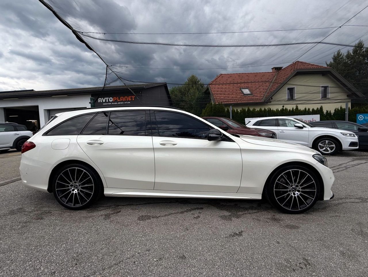 Zunanja slika - Mercedes-Benz C-Razred - C 220 T d AMG Line AUT. FULL LED USNJE PANO ALU19 - 5