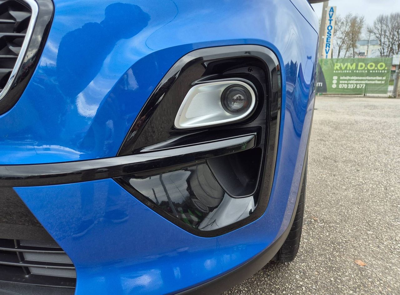 Zunanja slika - KIA Sportage - 1.6°EX EDITION°SLO°1.LAST°PDC°KAMERA°BLUETOOTH° - 12