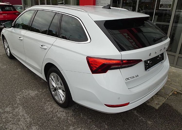 Zunanja slika - Škoda Octavia - 2.0 TDI STYLE DSG-NAVI.-LED-SLO.AVTO-1.LASTNIK - 5