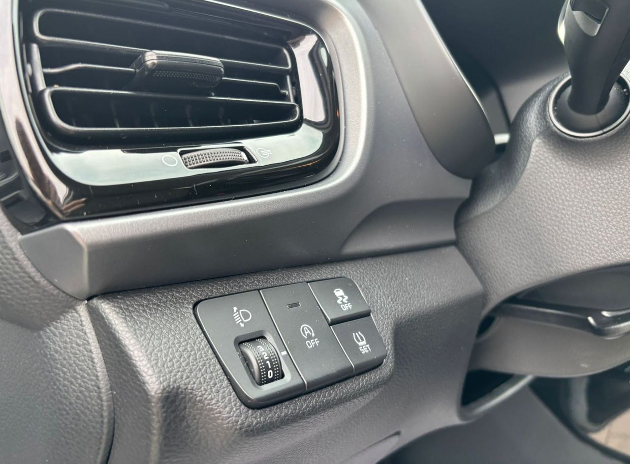 Zunanja slika - KIA Stonic - 1.0 TGDI LX Urban+ DCT SLO-KAMERA-TEMPOMAT - 17