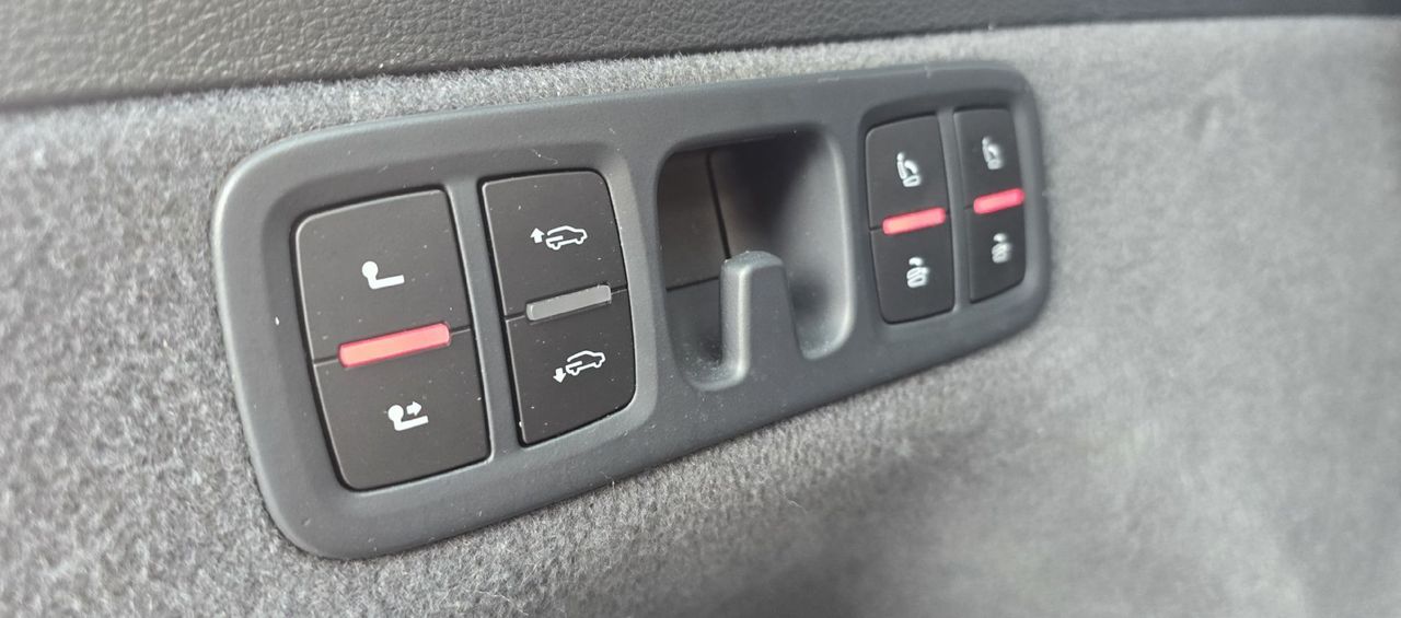 Zunanja slika - Audi Q7 - 3.0 TDI quattro 200KW-ALU 22-PANORAMA-7 SEDEŽEV- - 19