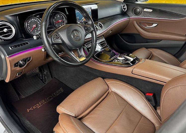 Zunanja slika - Mercedes-Benz E-Razred - E220d AMG LINE-ZRAČNO-SIBEDAH-HLAJENJE-KAMERA... - 15