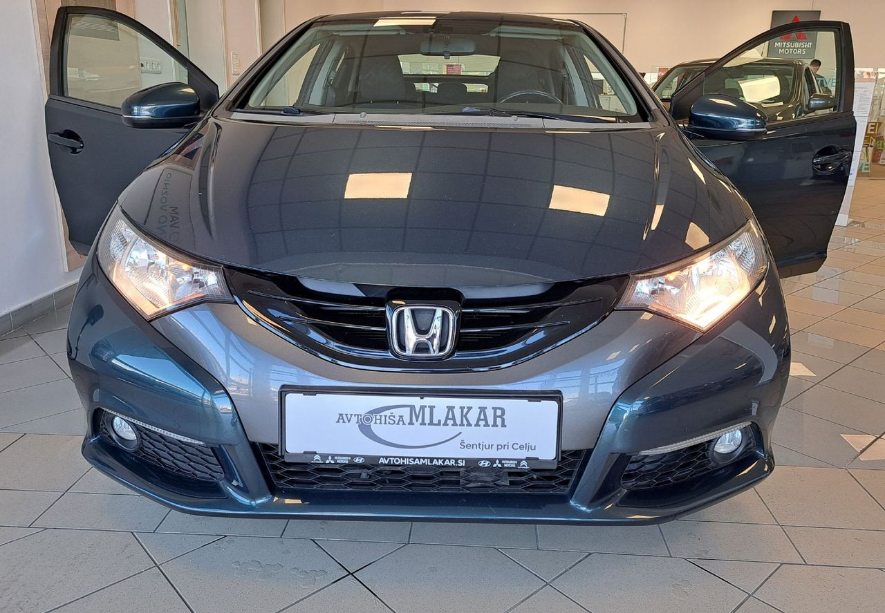 Zunanja slika - Honda Civic - 1.6 i-DTEC Sport - 5