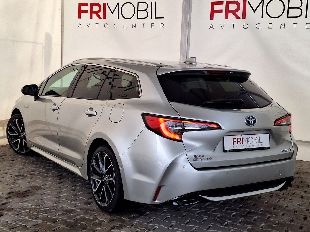 Zunanja slika - Toyota Corolla - Executive Hybrid Dynamic Force - 5