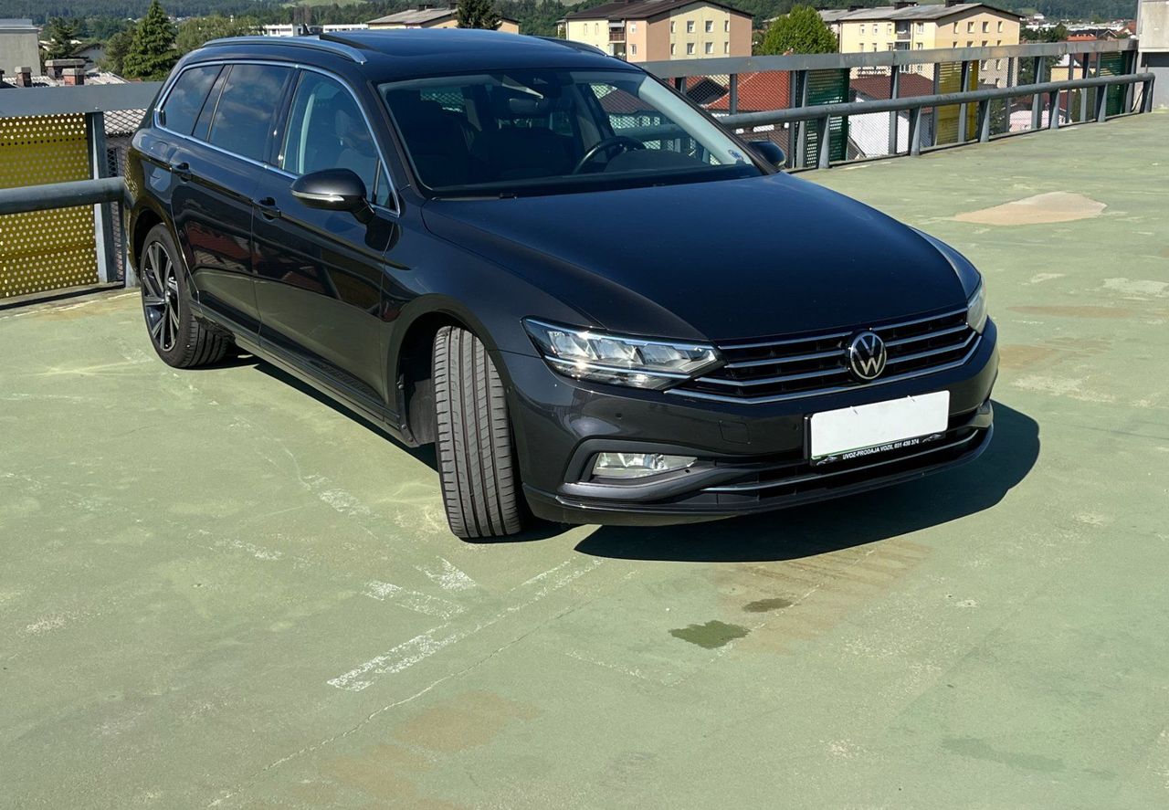 Zunanja slika - VW Passat - Variant 2.0 TDI BMT DSG. VZR KAM. PANO. ACC. 2X PDC. LED - 3