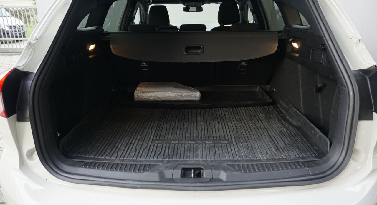 Zunanja slika - Ford Focus - 1.5 EcoBlue 88 kW ST-Line+LED+PANO+KAMERA+12.MES.J - 15