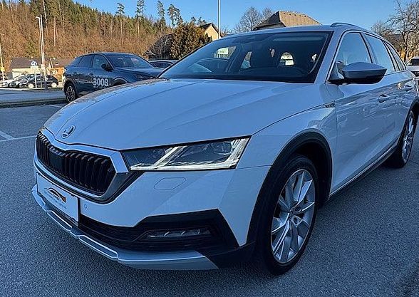 Zunanja slika - Škoda Octavia - 2.0 TDI Scout 4x4 DSG LED VIRTUAL KAMERA MEMORY - 3