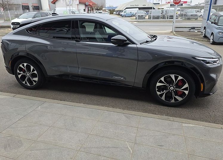 Zunanja slika - Ford Mustang Mach-e - 91kWh 216kW samodejni zadnji Premium - 3