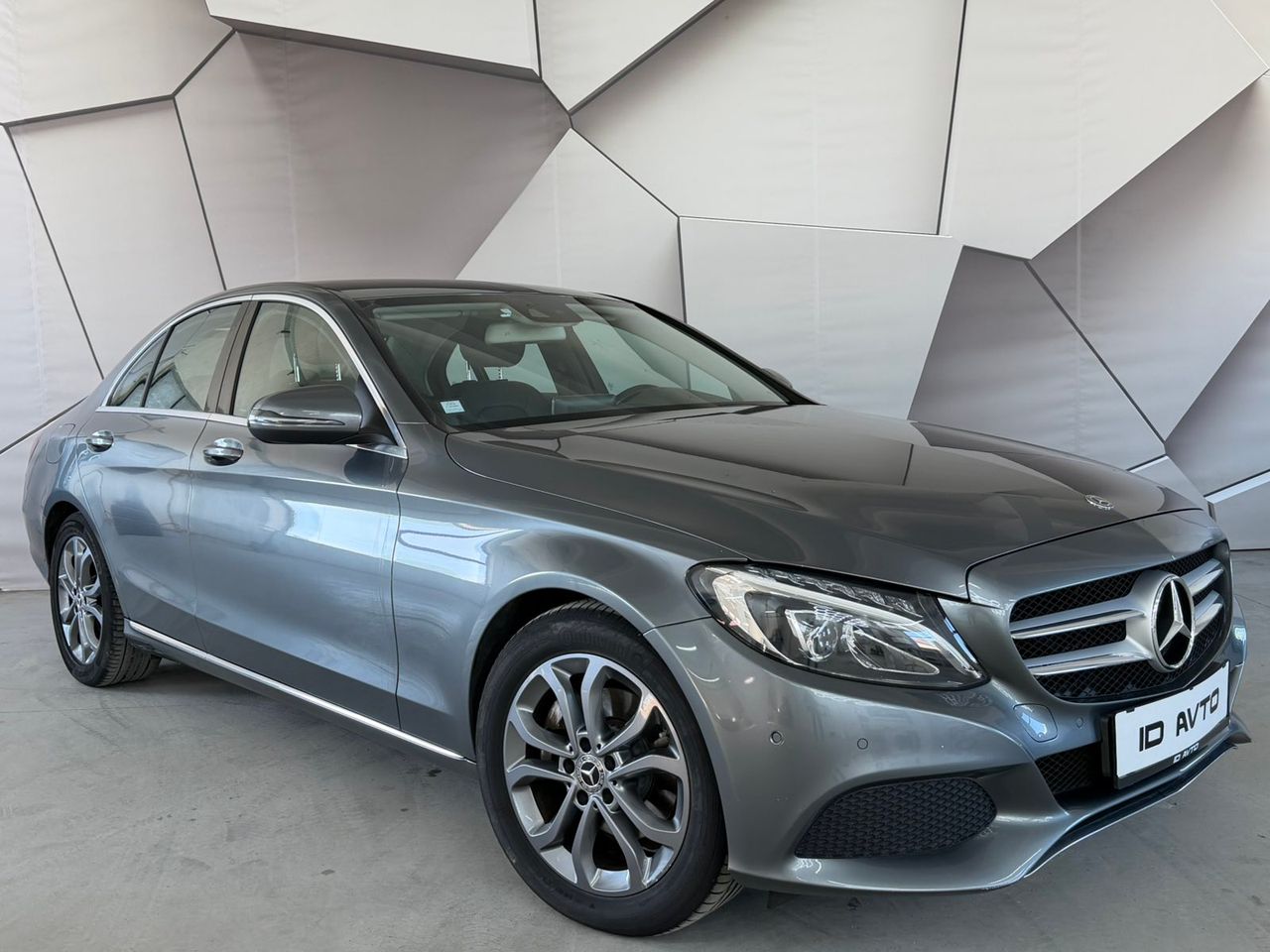 Zunanja slika - Mercedes-Benz C-Razred - C 220 d - 1