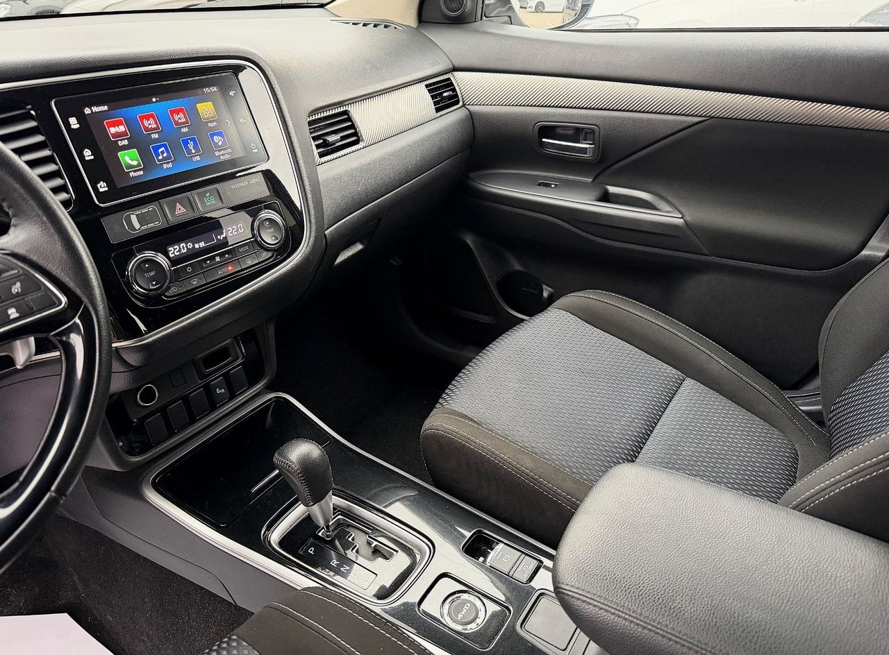 Zunanja slika - Mitsubishi Outlander - 2.2 DI-D 4WD AUT INSTYLE 7SEDEŽEV XENON ACC KAMERA - 17