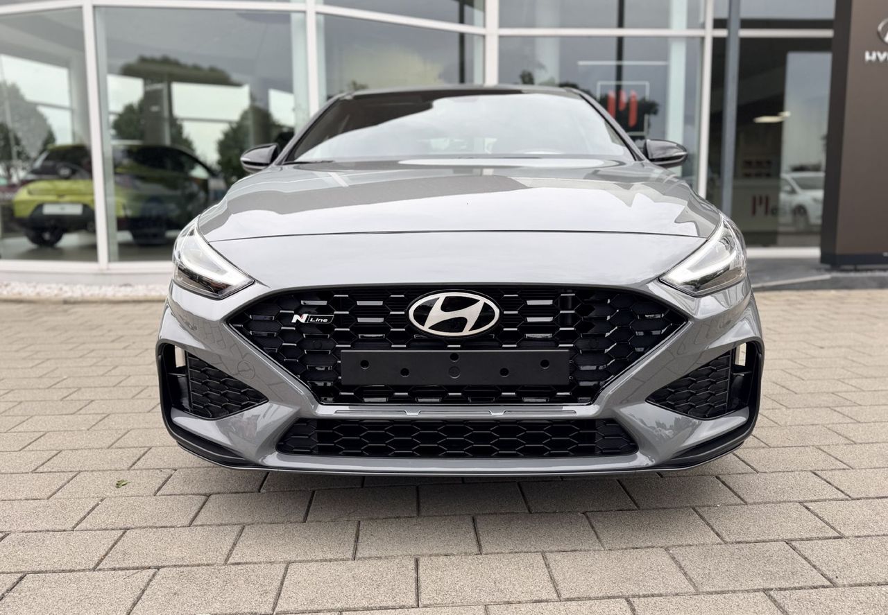Zunanja slika - Hyundai i30 - 1.0 T-GDI 100 PREMIUM - 2
