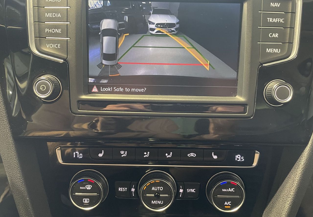 Zunanja slika - VW Passat - Variant 2.0TDI-HIGHLINE-NAVIGACIJA-RADAR-KAMERA-ALCANTARA - 12