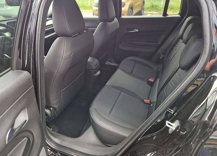 Zunanja slika - Jeep Avenger - Summit 1.2 E-DCT6 MHEV 110 - 10