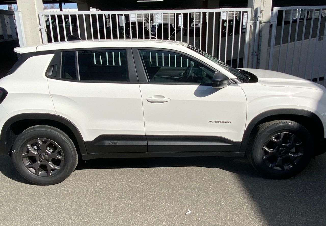 Zunanja slika - Jeep Avenger - Longitude 1.2 E-DCT6 MHEV 100 - 3