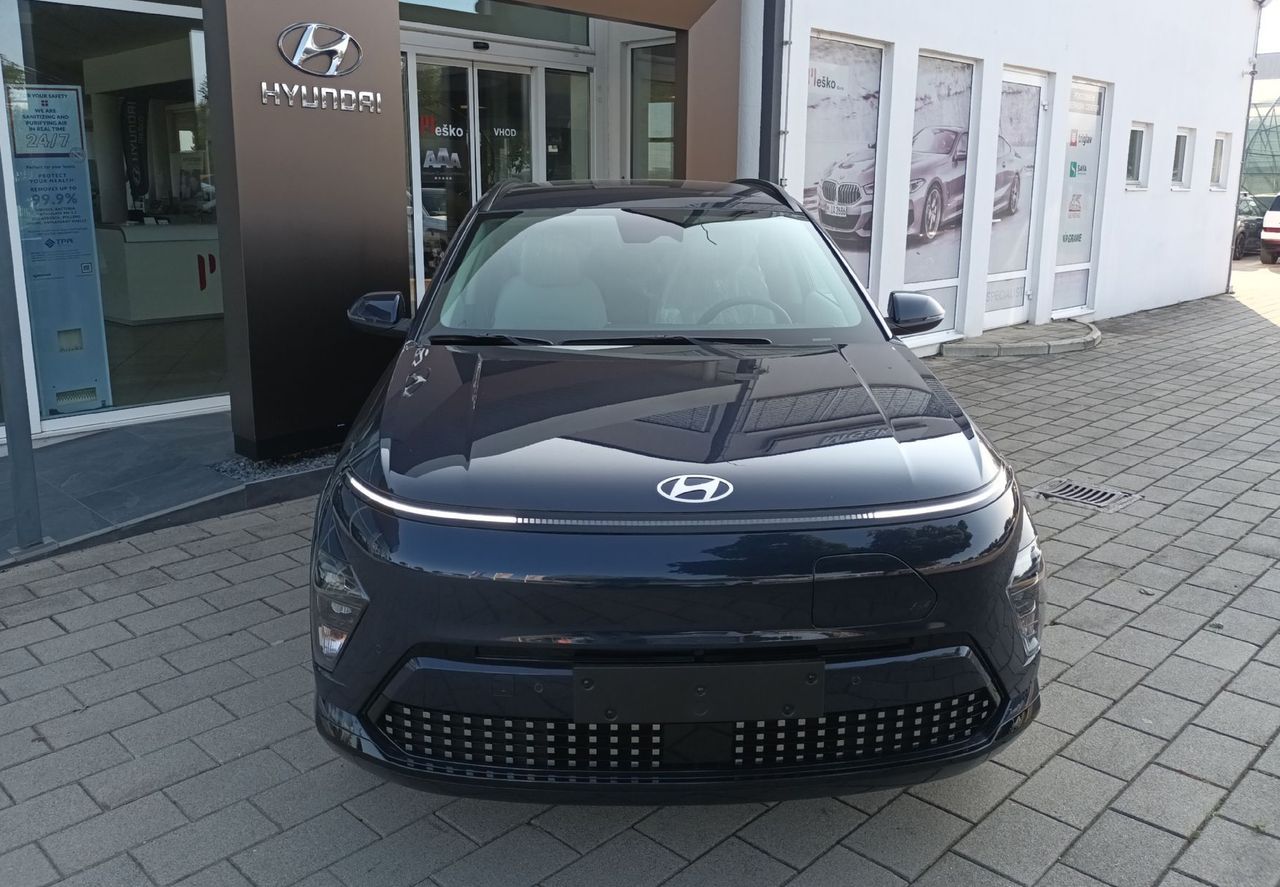 Zunanja slika - Hyundai Kona - BEV 65KWH PREMIUM.win.I.topl.črp..ambient - 5