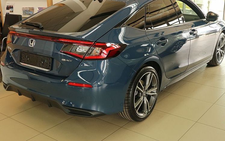 Zunanja slika - Honda Civic - 2.0 Hibrid MY26 Advance CVT - 4