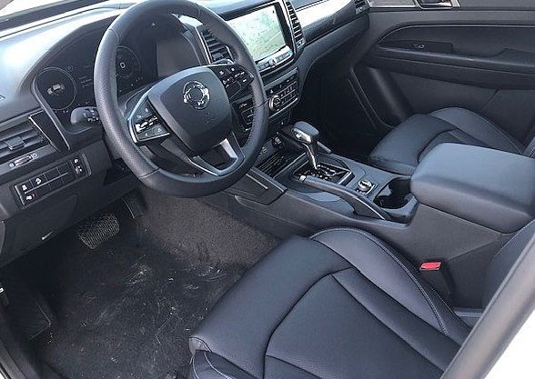 Zunanja slika - SsangYong Musso - Grand 2.2 XDi Ultimate 4WD A T....AKCIJA..... - 10