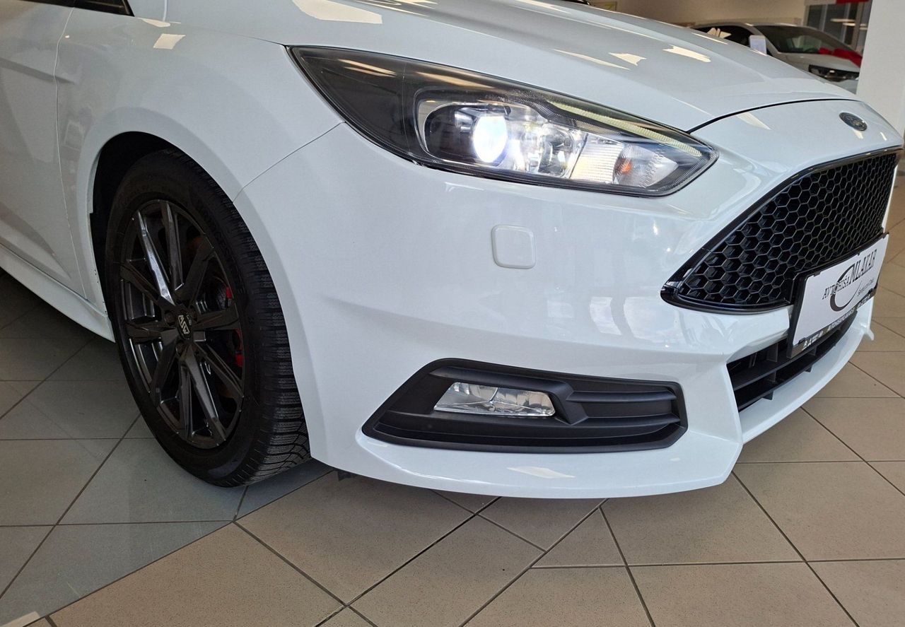 Zunanja slika - Ford Focus - ST 2.0 EcoBoost ST3 - 19