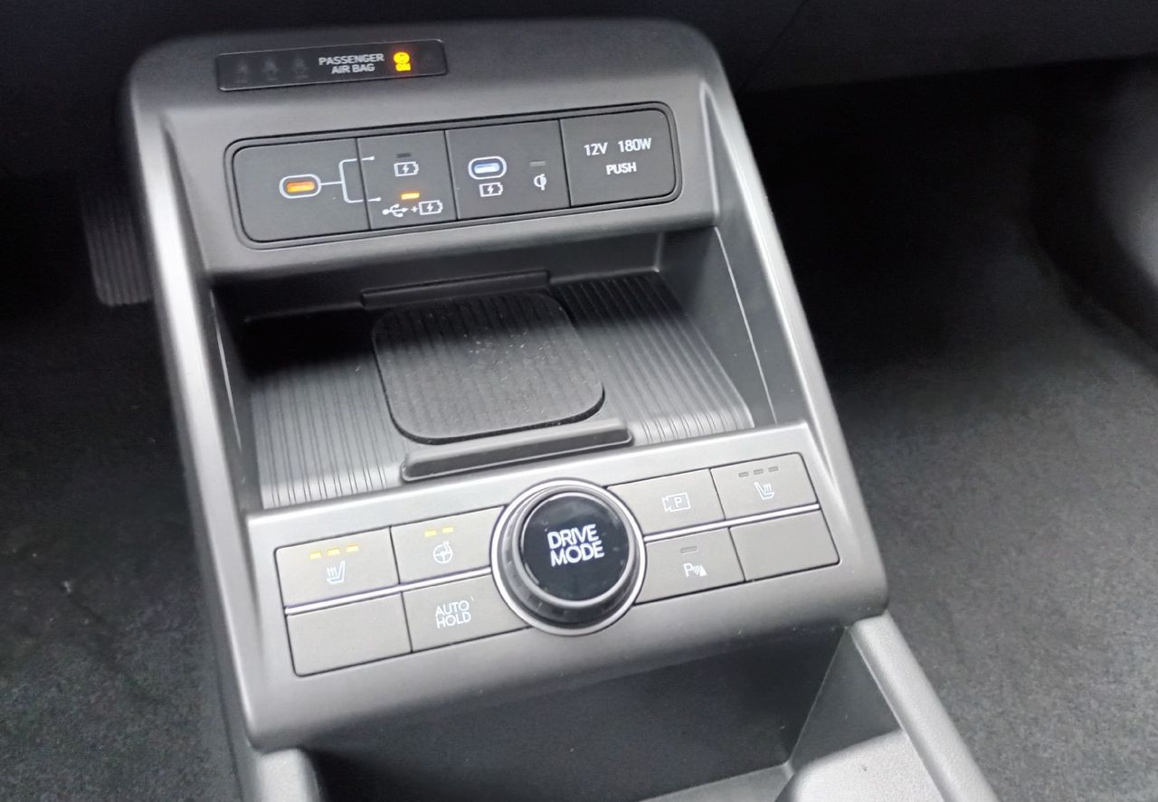 Zunanja slika - Hyundai Kona - BEV 48KWH PREMIUM   WINTER I.TOP.ČRP...... - 7