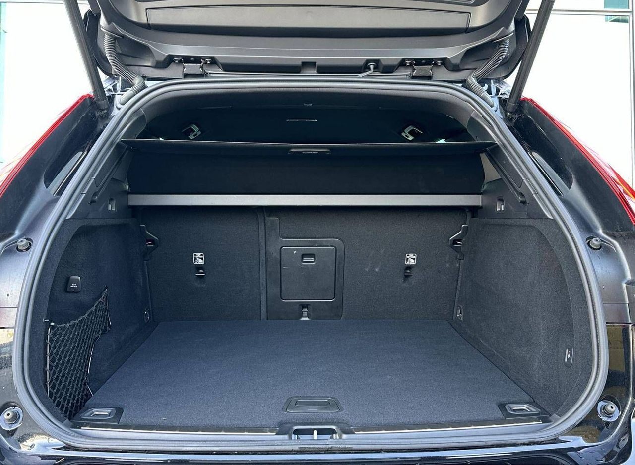 Zunanja slika - Volvo XC60 - B4  D  Plus Dark AT H K Kljuka - 12