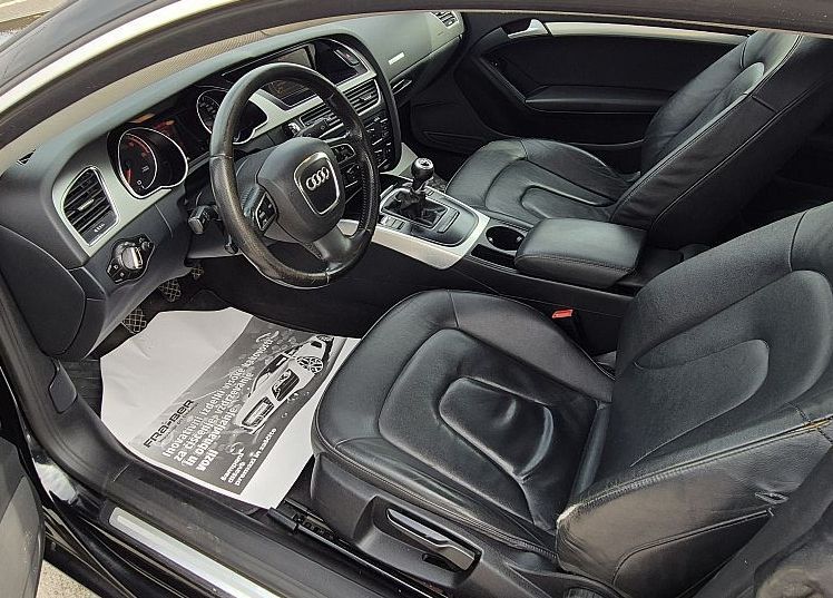 Zunanja slika - Audi A5 - 2.0 TDI COUPE °USNJE ° °ALU 18° - 9