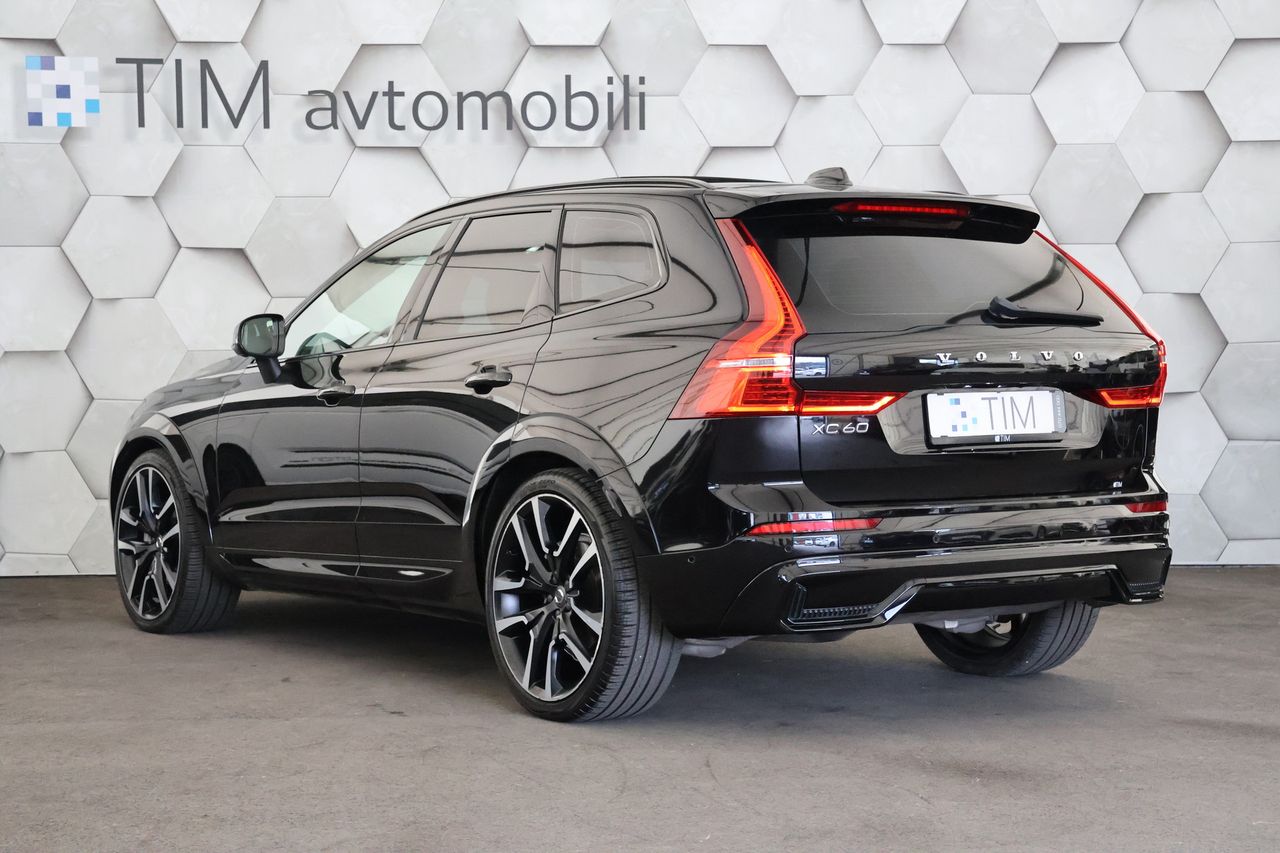 Zunanja slika - Volvo XC60 - B4D 2.0d Geartronic R-Design DARK Plus 197KM - 4
