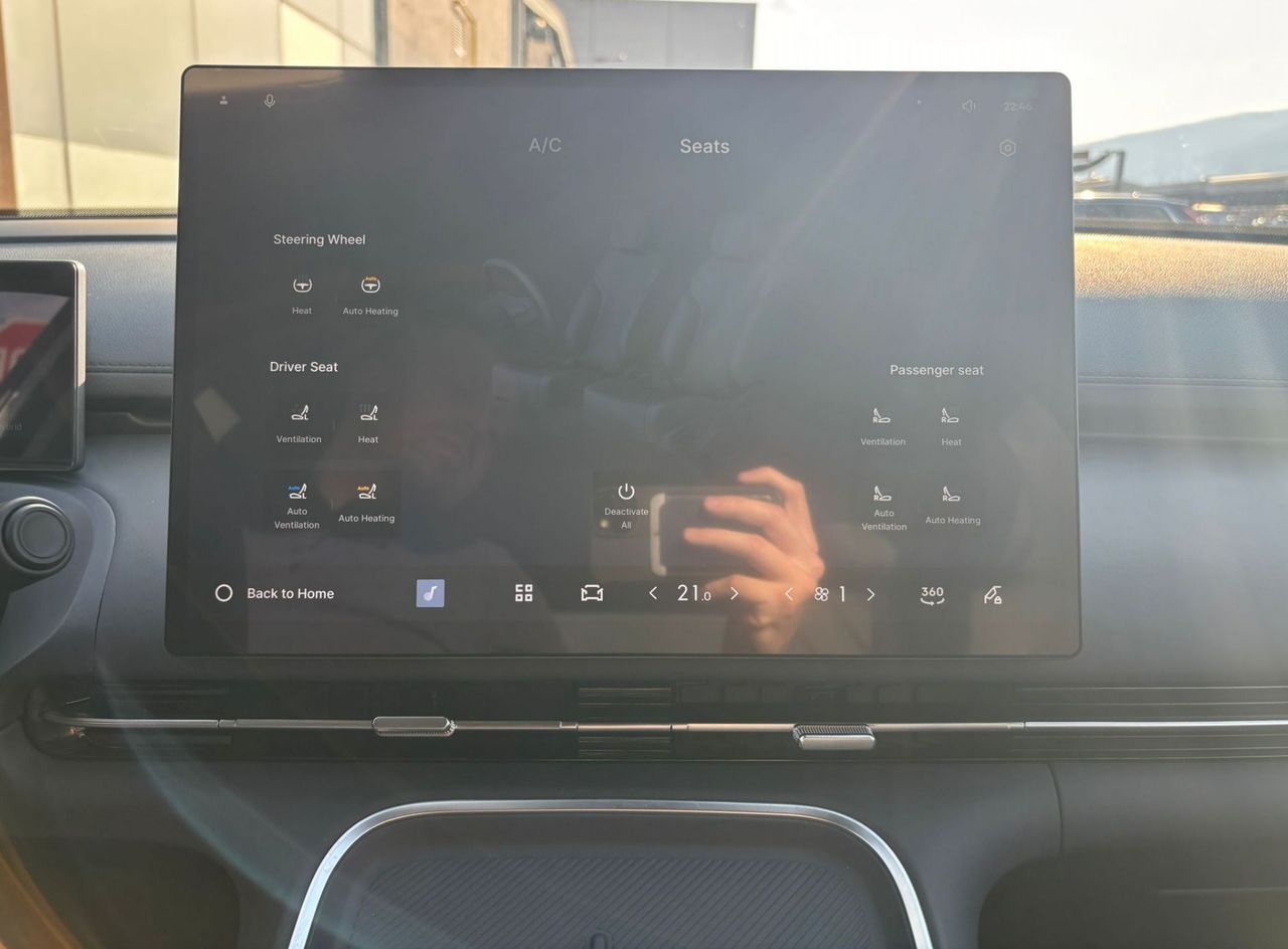 Zunanja slika - Geely StarRay - EM-i 1.5 PHEV 7DCT MAX OPREMA - 16